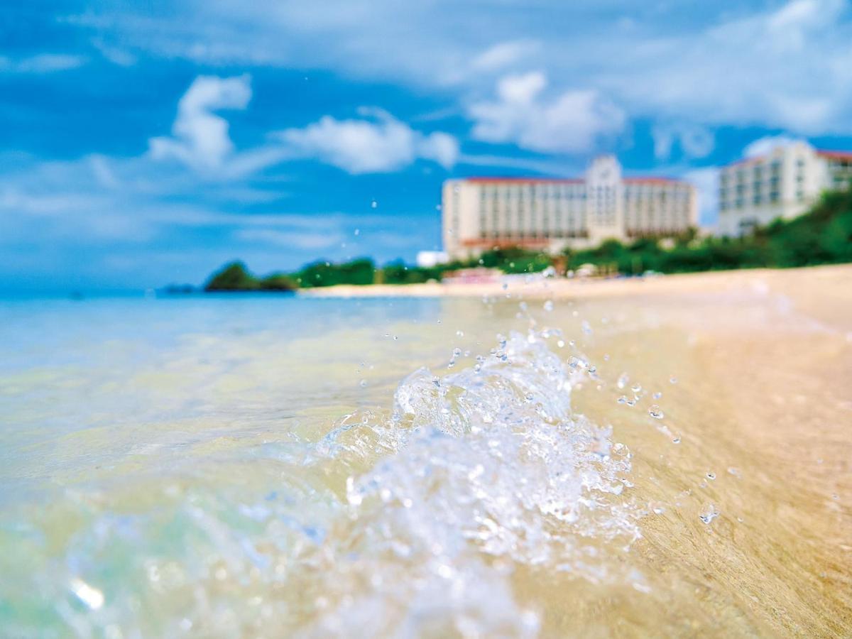Hotel Nikko Alivila Yomitan Exterior photo Beach in Okinawa