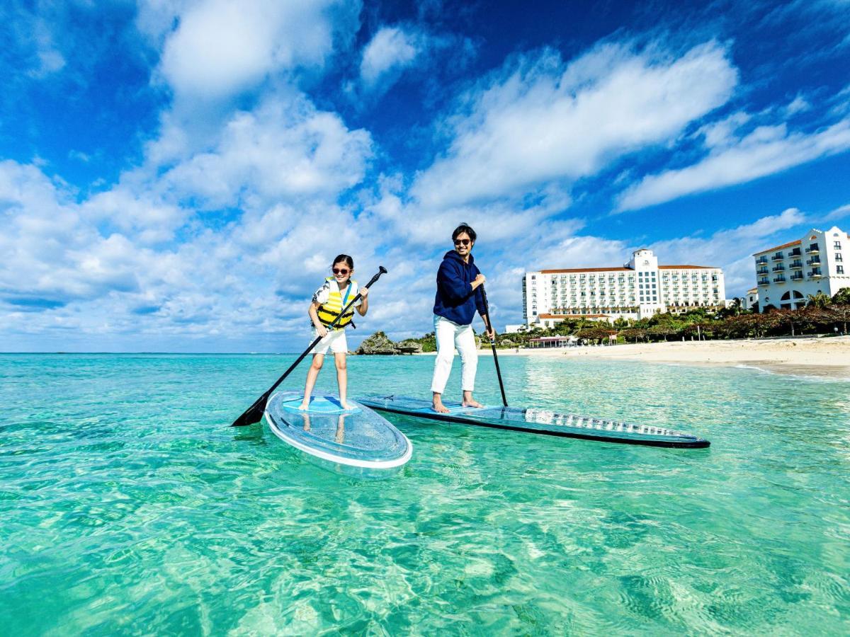 Hotel Nikko Alivila Yomitan Exterior photo Stand-up paddleboarding in Okinawa, Japan